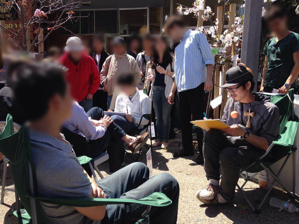 桜祭りの似顔絵チャリティーイベント